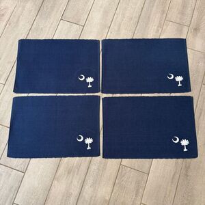 4 Dunroven House Embroidered South Carolina Palm & Moon Placemats Navy